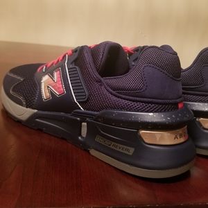 NB 997S dream , size 10